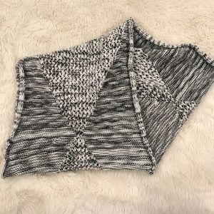 Knitted infinity scarf